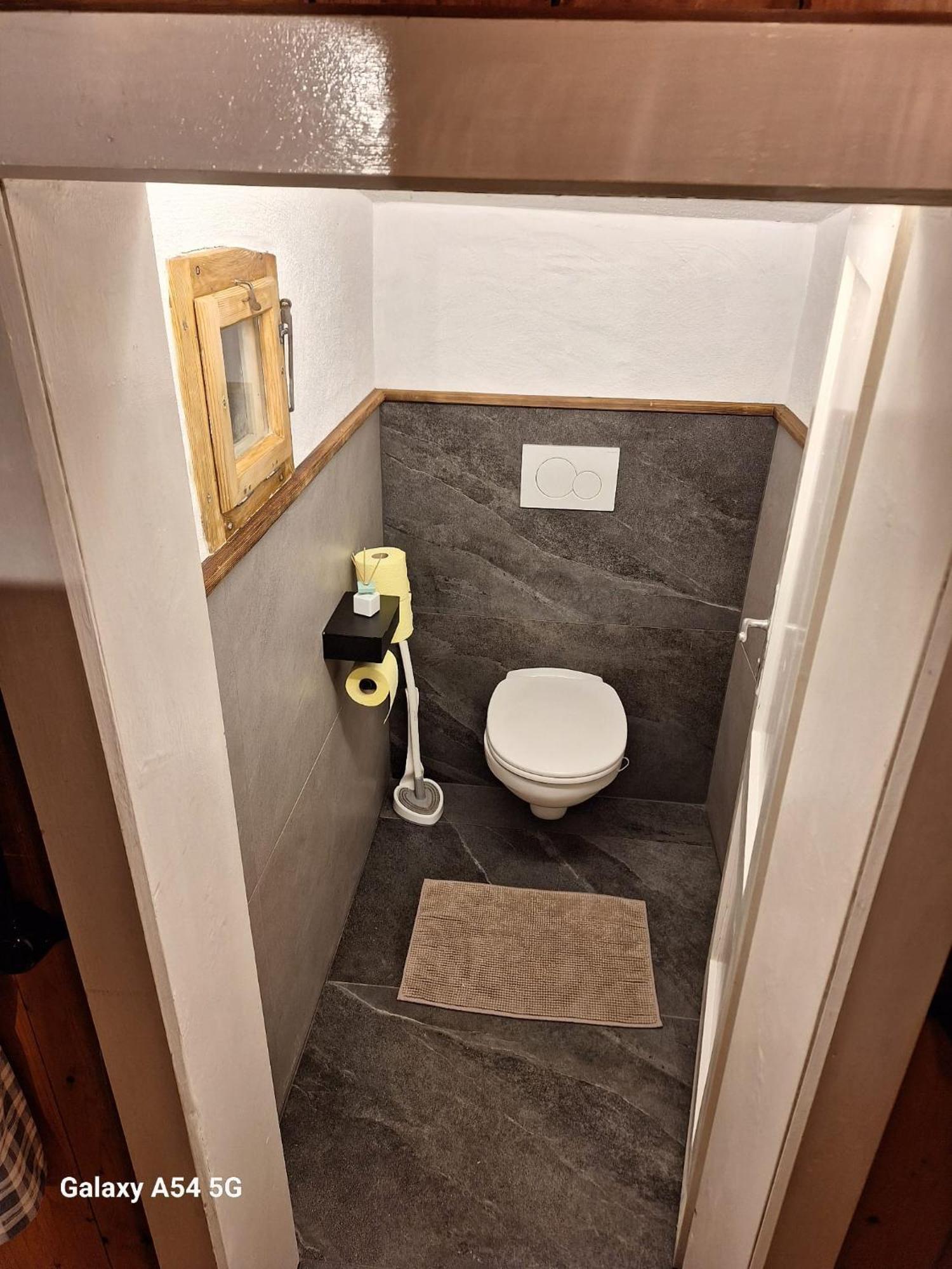 Almfrieden Villa Werfen Bagian luar foto